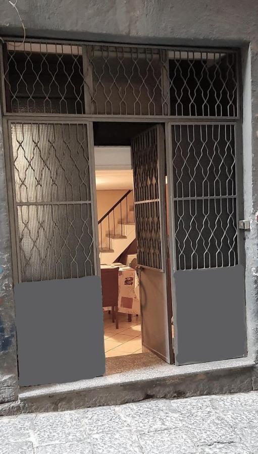 O' Vascio Apartment Napoli Bagian luar foto