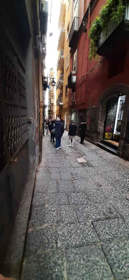 O' Vascio Apartment Napoli Bagian luar foto